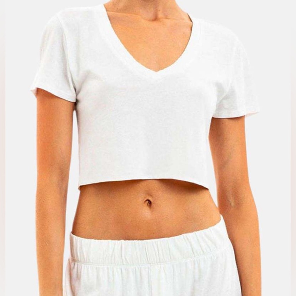 ÉTERNE Cropped V Neck Tee